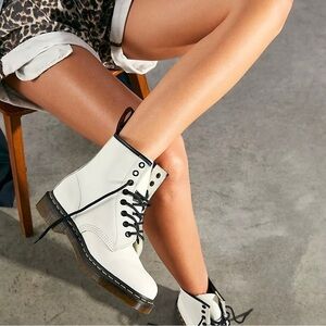 Dr. Martens 1460 Smooth Leather Lace-Up Boots in White Size 8